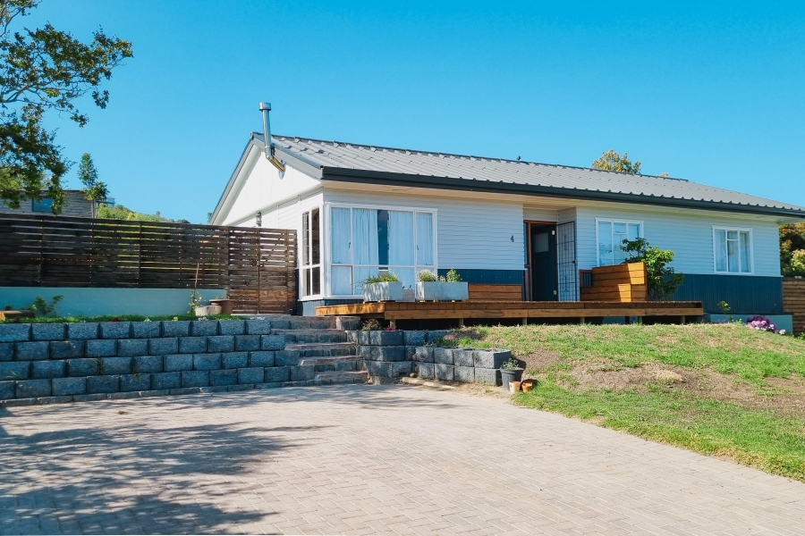 3 Bedroom Property for Sale in Knysna Heights Western Cape